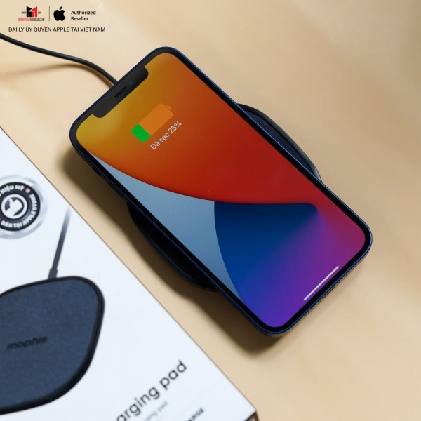 Đế sạc không dây Mophie 15W-401305902-5