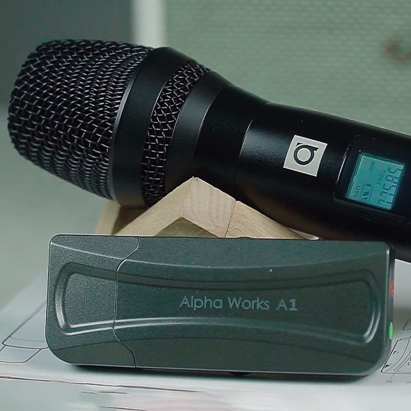 Micro không dây karaoke Alpha Works A1 HMA1-HMA1-4