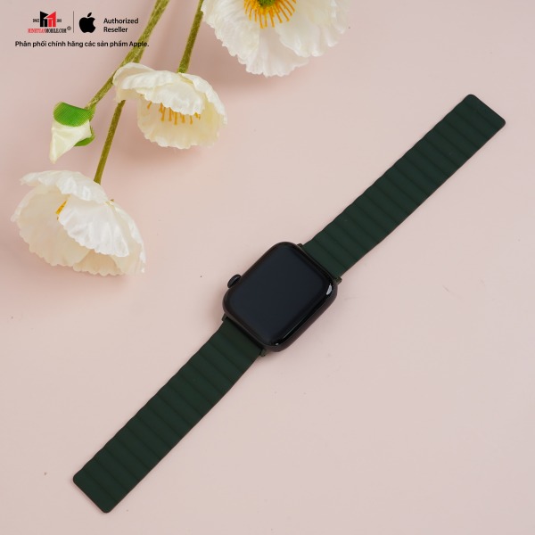 Dây đeo Apple Watch 38 40 41mm UNIQ Revix Reversible Magnetic Silicone Strap-UNIQ41MMREVBLUBLK-12