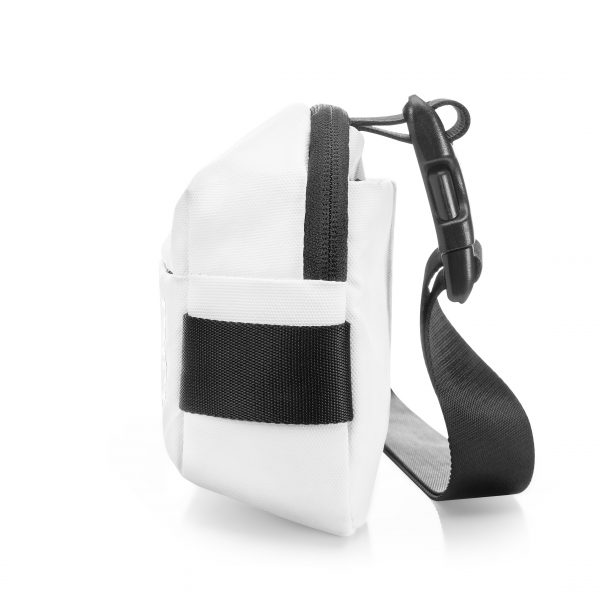 Túi đeo chéo Tomtoc Lightweight Codura Sling Bag-H02-A04W-9