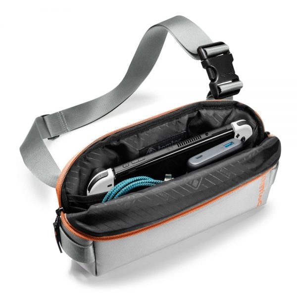 Túi đeo chéo Tomtoc Lightweight Codura Sling Bag-H02-A04W-19
