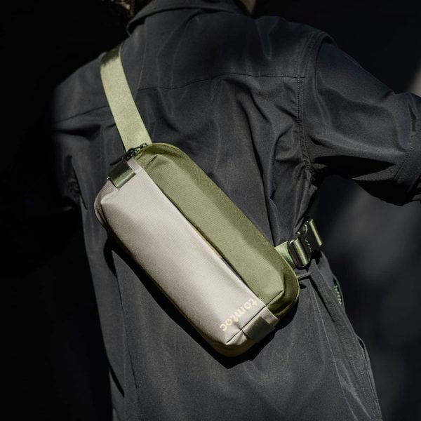 Túi đeo chéo Tomtoc Lightweight Codura Sling Bag-H02-A04W-25