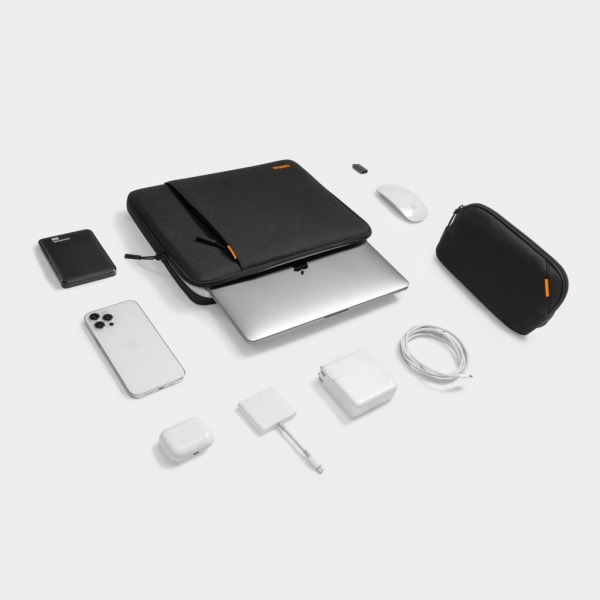 Túi chống sốc MacBook 13 inch Tomtoc Versatile-A13 Protective kèm túi Phụ Kiện-A13C2DV-17