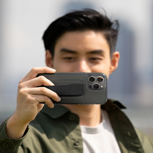 Ốp lưng iPhone 14 Plus 15 Plus UNIQ Hybrid Heldro Mount-U14PLHELMCLR-8