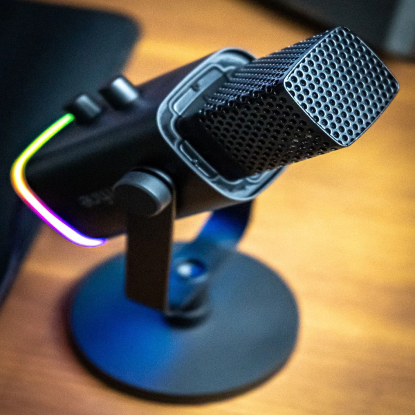 Micro thu âm FIFINE Ampligame AM8 RGB cổng USB XLR-AM8-3