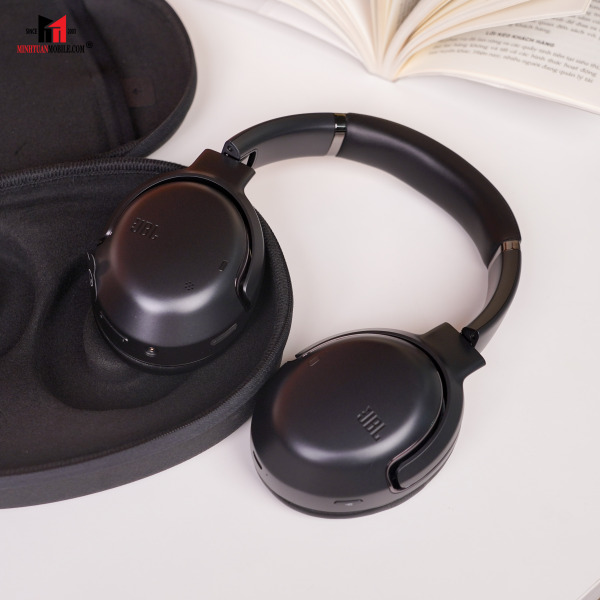 Tai nghe chụp tai JBL Tour One M2-JBLTOURONEM2BLK-13