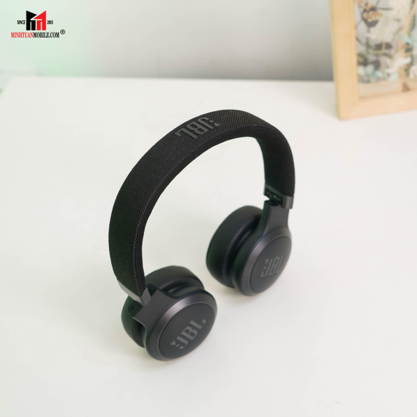 Tai nghe chụp tai JBL Live 670NC-JBLLIVE670NCBLK-10
