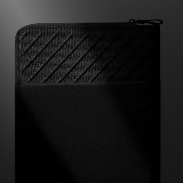 Túi chống sốc MacBook 13 inch Tomtoc Voyage-A10C2D1-7