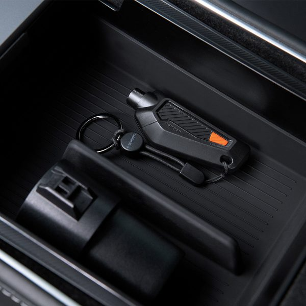 Bộ phụ kiện dụng cụ thoát hiểm Spigen Car Escape Tool-ACP06988-9