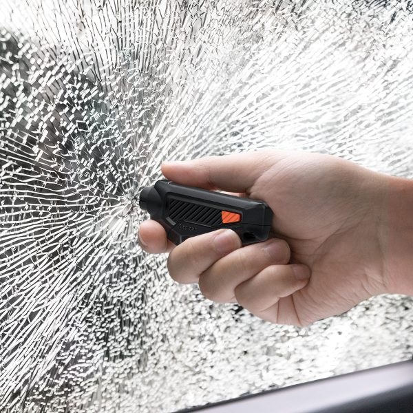 Bộ phụ kiện dụng cụ thoát hiểm Spigen Car Escape Tool-ACP06988-11