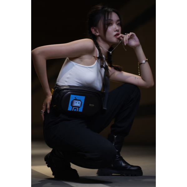 Túi đeo chéo màn hình LED Divoom Pixoo SlingBag-C-6958444603971-10