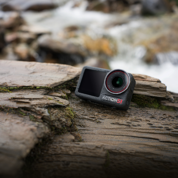 Camera hành động DJI Osmo Action 5 Pro Adventure Combo-AC004ADV-10